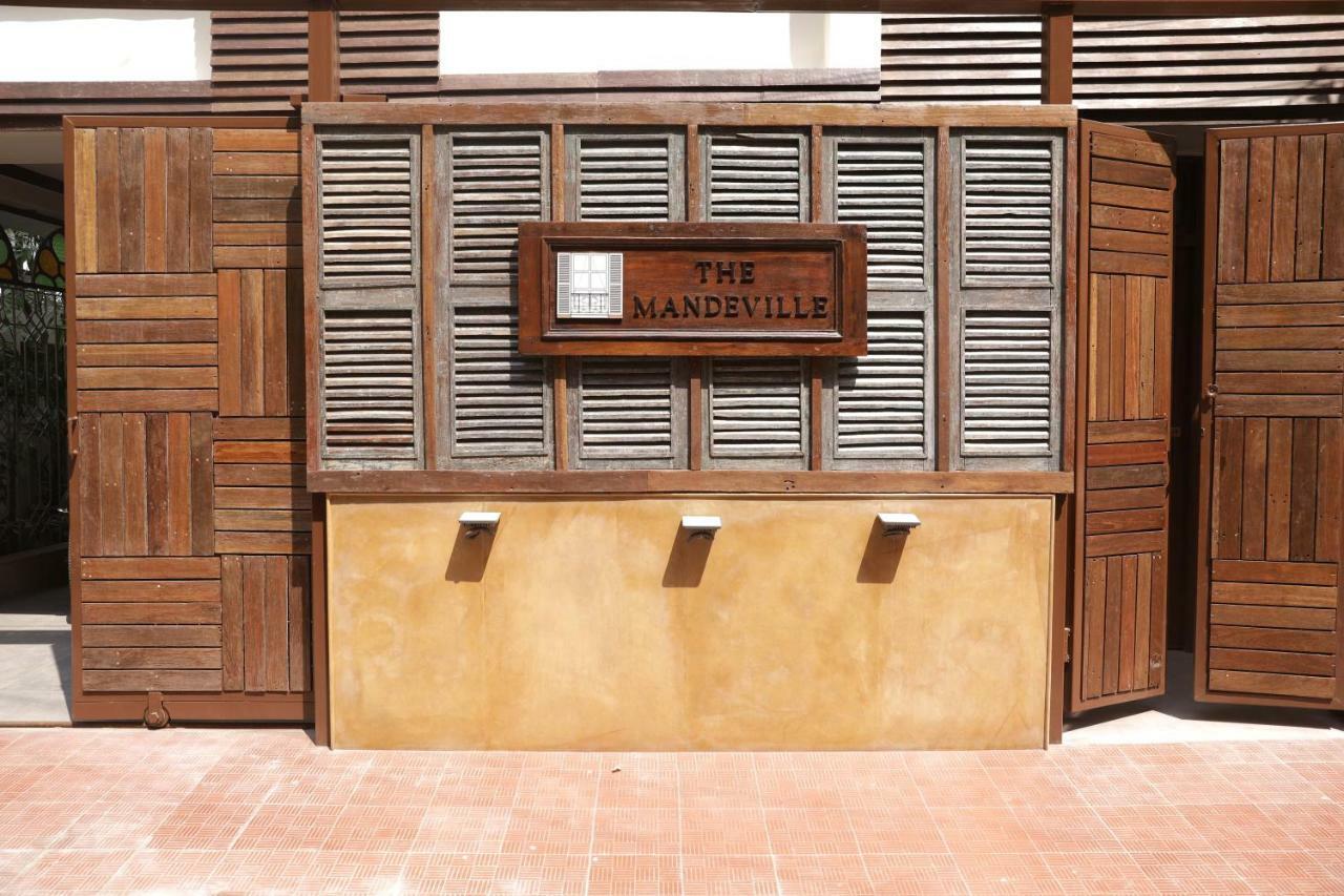 The Mandeville Calcutta Eksteriør billede